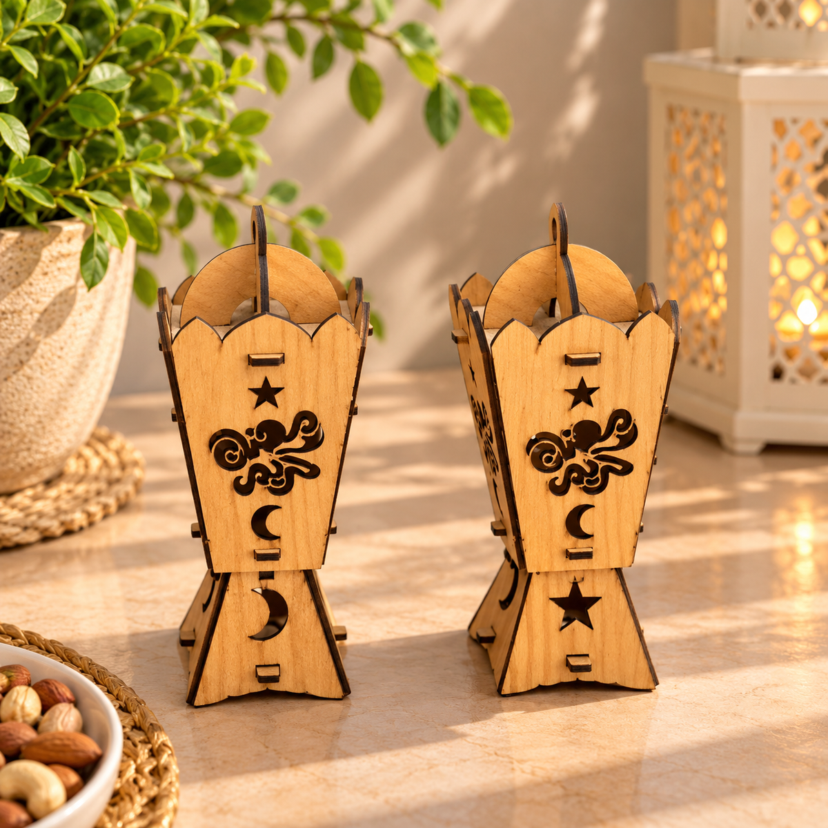 Arabesque Wooden Lantern Set