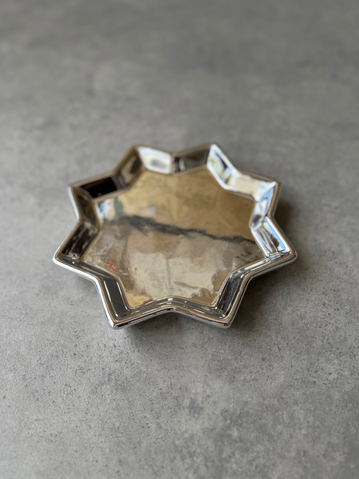 Elegant 8-Pointed Star Chrome Decorative Tray