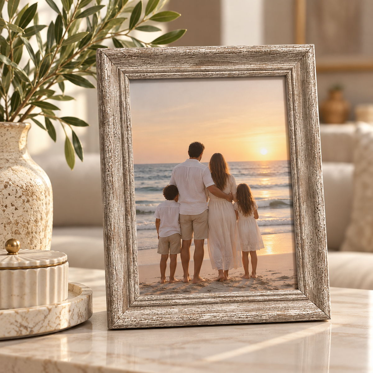 Vintage Silver-Grey Photo Frame – 20 × 25 cm