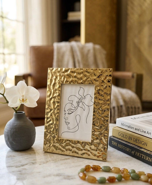 Hand-Hammered Polished Portrait Frame (22x17 cm)